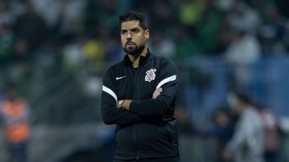 António Oliveira Será Demitido do Corinthians? Bastidores Revelam Motivos Além dos Maus Resultados